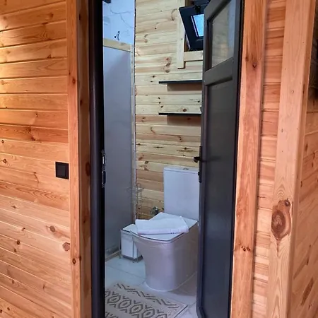 Baraqa Hoolbox Camping